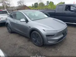 7SAYGDEEXTA632293 2026 TESLA MODEL Y