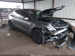 7SAYGDEEXTA633685 2026 TESLA MODEL Y