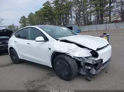 7SAYGDEEXTA639292 2026 TESLA MODEL Y