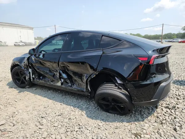 7SAYGDEEXTA649160 2026 TESLA MODEL Y - Image 2