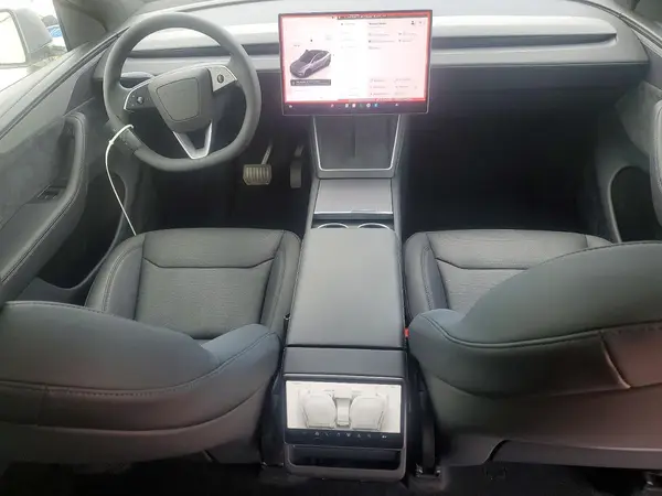7SAYGDEEXTA650275 2026 TESLA MODEL Y - Image 8