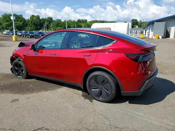 7SAYGDEEXTA676505 2026 TESLA MODEL Y - Image 2