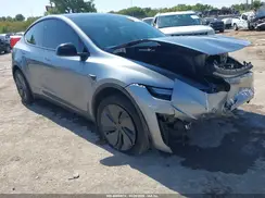 7SAYGDEEXTA707784 2026 TESLA MODEL Y