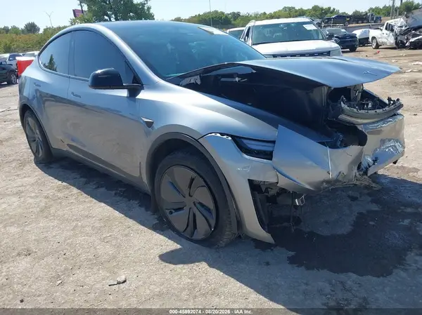 7SAYGDEEXTA707784 2026 TESLA MODEL Y - Image 1