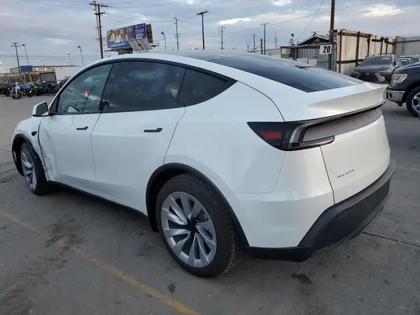 7SAYGDEEXTF326293 2026 TESLA MODEL Y - Image 2