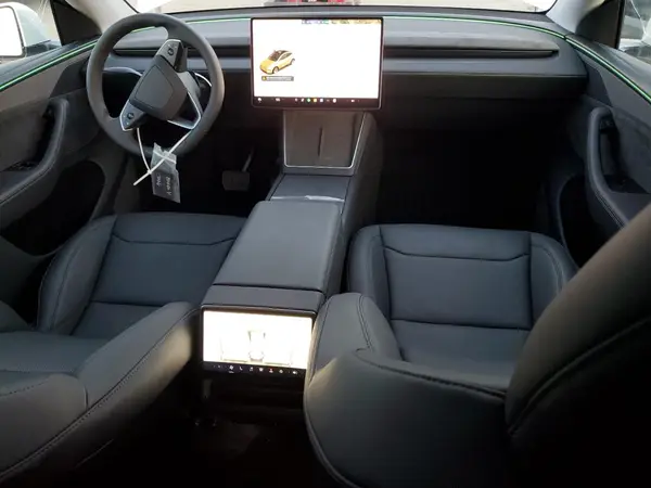 7SAYGDEEXTF326293 2026 TESLA MODEL Y - Image 8