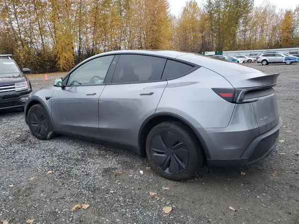 7SAYGDEEXTF331008 2026 TESLA MODEL Y - Image 2
