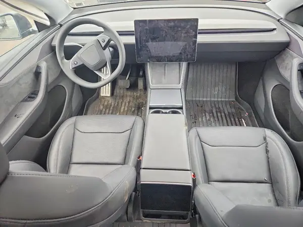 7SAYGDEEXTF336998 2026 TESLA MODEL Y - Image 8