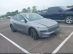 7SAYGDEEXTF340386 2026 TESLA MODEL Y