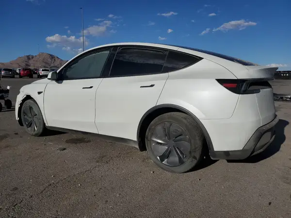 7SAYGDEEXTF346110 2026 TESLA MODEL Y - Image 2