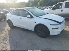 7SAYGDEEXTF357639 2026 TESLA MODEL Y