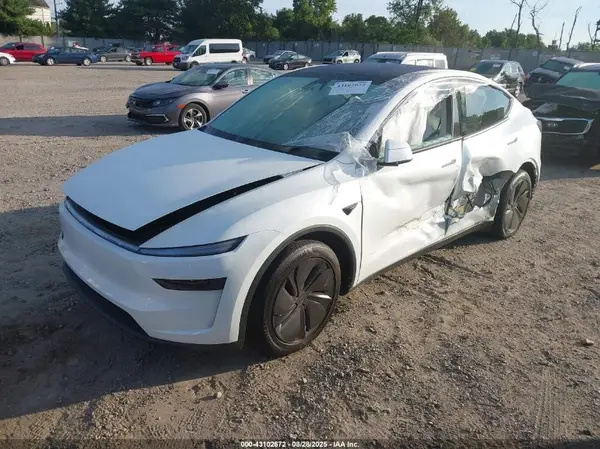7SAYGDEEXTF357639 2026 TESLA MODEL Y - Image 2