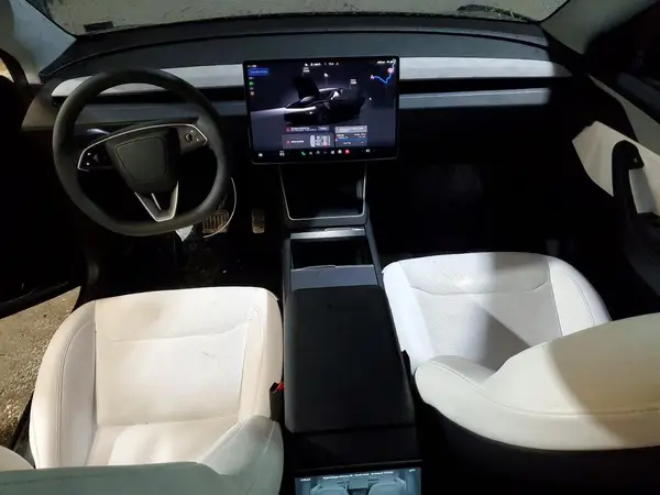7SAYGDEEXTF362386 2026 TESLA MODEL Y - Image 8