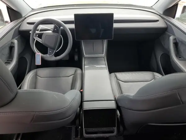 7SAYGDEEXTF363229 2026 TESLA MODEL Y - Image 8