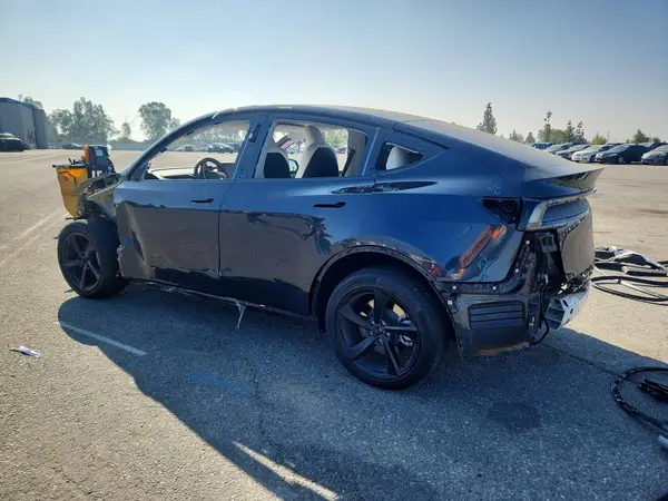 7SAYGDEEXTF364655 2026 TESLA MODEL Y - Image 2