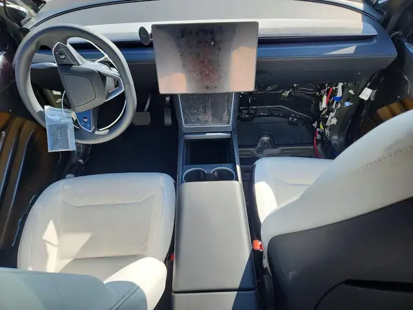 7SAYGDEEXTF364655 2026 TESLA MODEL Y - Image 8