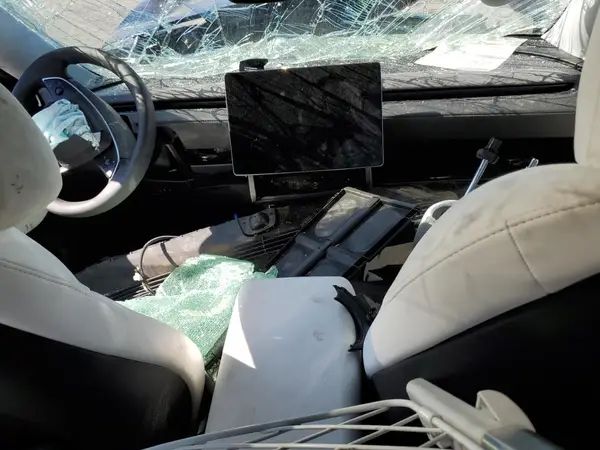 7SAYGDEEXTF369631 2026 TESLA MODEL Y - Image 8