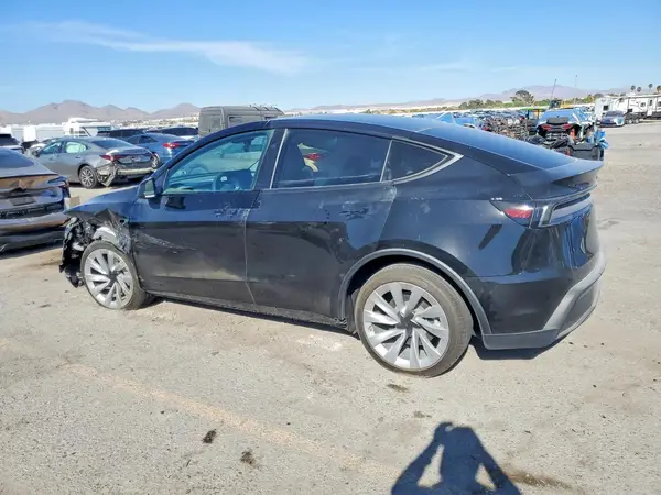 7SAYGDEEXTF371752 2026 TESLA MODEL Y - Image 2
