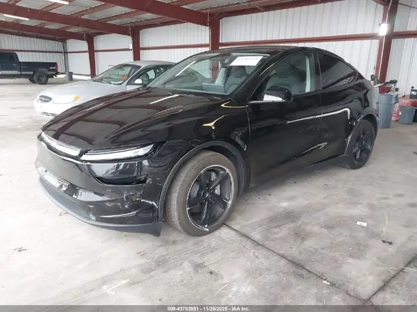7SAYGDEEXTF373128 2026 TESLA MODEL Y - Image 2