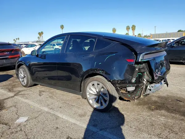 7SAYGDEEXTF374232 2026 TESLA MODEL Y - Image 2