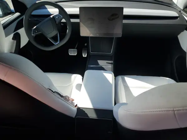 7SAYGDEEXTF408248 2026 TESLA MODEL Y - Image 8