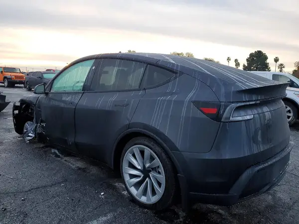 7SAYGDEEXTF408914 2026 TESLA MODEL Y - Image 2