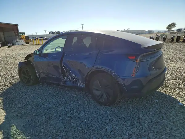 7SAYGDEEXTF416639 2026 TESLA MODEL Y - Image 2