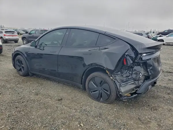 7SAYGDEEXTF421971 2026 TESLA MODEL Y - Image 2