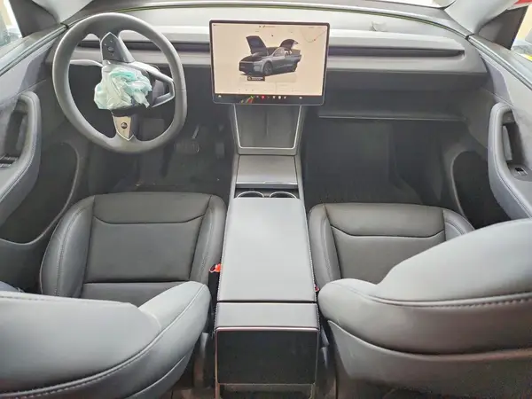 7SAYGDEEXTF438480 2026 TESLA MODEL Y - Image 8