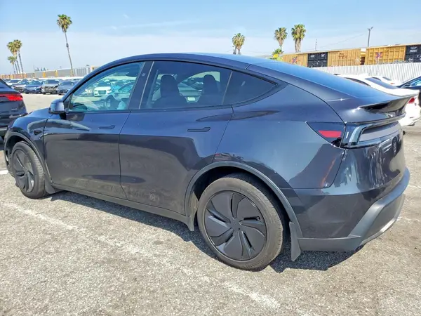 7SAYGDEEXTF454128 2026 TESLA MODEL Y - Image 2