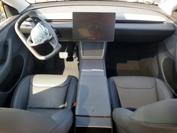 7SAYGDEEXTF454128 2026 TESLA MODEL Y - Image 8