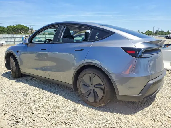 7SAYGDEEXTF460740 2026 TESLA MODEL Y - Image 2