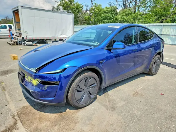 7SAYGDEEXTF530754 2026 TESLA MODEL Y - Image 1