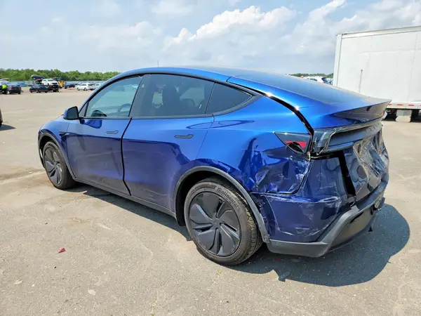 7SAYGDEEXTF530754 2026 TESLA MODEL Y - Image 2