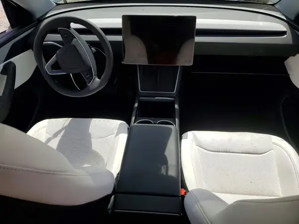 7SAYGDEEXTF566346 2026 TESLA MODEL Y - Image 8
