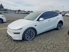 7SAYGDEEXTF621443 2026 TESLA MODEL Y