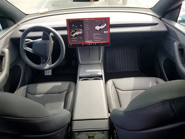 7SAYGDEEXTF621443 2026 TESLA MODEL Y - Image 8