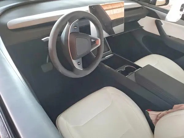 7SAYGDEEXTF622978 2026 TESLA MODEL Y - Image 8