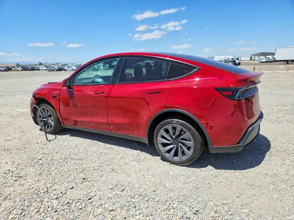 7SAYGDEEXTF634015 2026 TESLA MODEL Y - Image 2