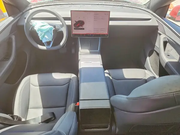 7SAYGDEEXTF634015 2026 TESLA MODEL Y - Image 8