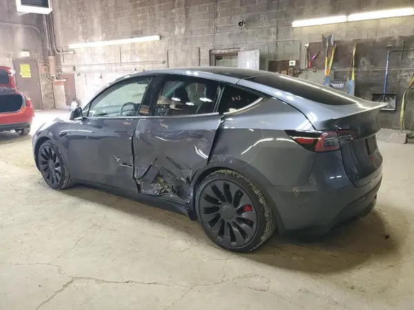 7SAYGDEF0NF309935 2022 TESLA MODEL Y - Image 2