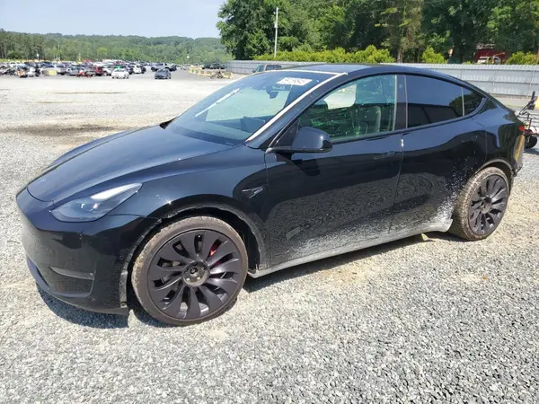 7SAYGDEF0NF322748 2022 TESLA MODEL Y - Image 1