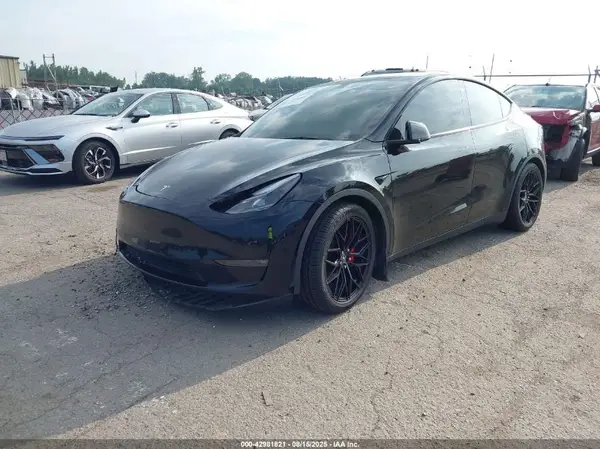 7SAYGDEF0NF324337 2022 TESLA MODEL Y - Image 2