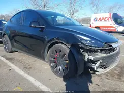 7SAYGDEF0NF336150 2022 TESLA MODEL Y