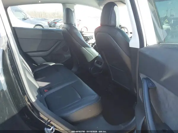 7SAYGDEF0NF336150 2022 TESLA MODEL Y - Image 8
