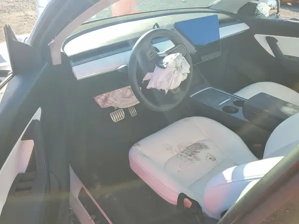 7SAYGDEF0NF342031 2022 TESLA MODEL Y - Image 8