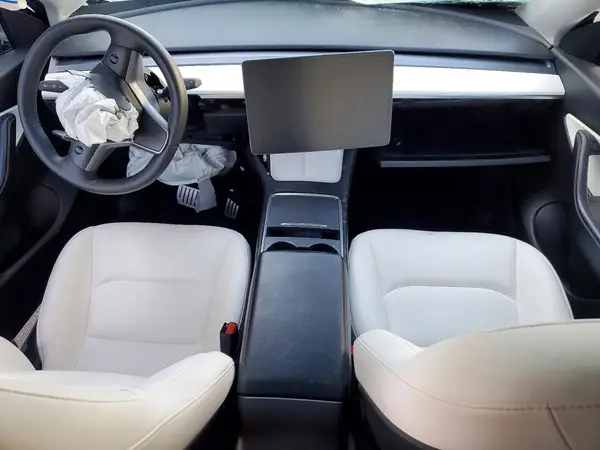 7SAYGDEF0NF350128 2022 TESLA MODEL Y - Image 8