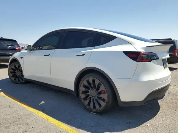 7SAYGDEF0NF368404 2022 TESLA MODEL Y - Image 2
