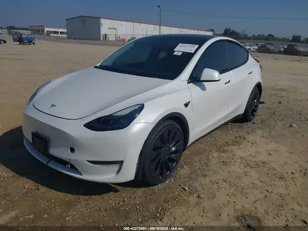 7SAYGDEF0NF399703 2022 TESLA MODEL Y - Image 2