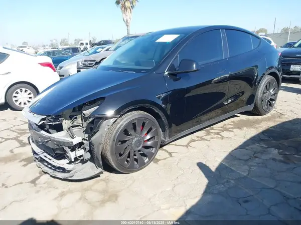 7SAYGDEF0NF403779 2022 TESLA MODEL Y - Image 2